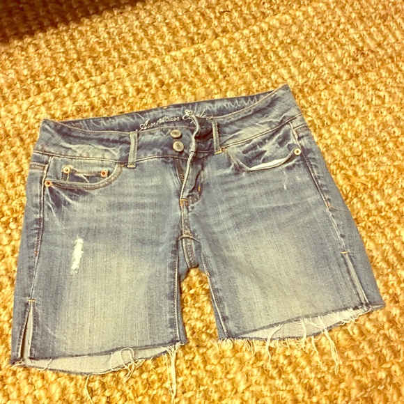 AEO midi Denim Shorts! - Picture 3 of 3